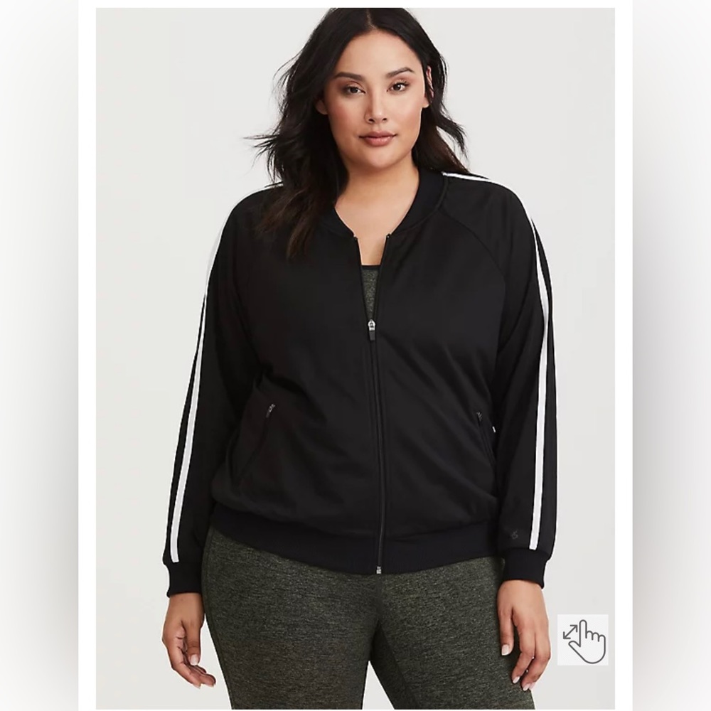 Torrid size 6x BLACK & WHITE STRIPE ACTIVE TRACK JACKET!